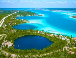 Bacalar Lagoon of Seven Colors