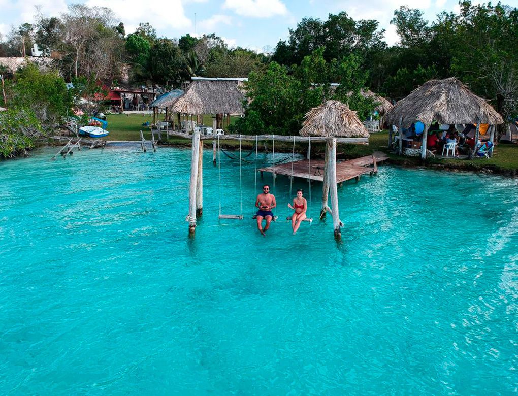 Bacalar Lagoon of Seven Colours Tour Ponton