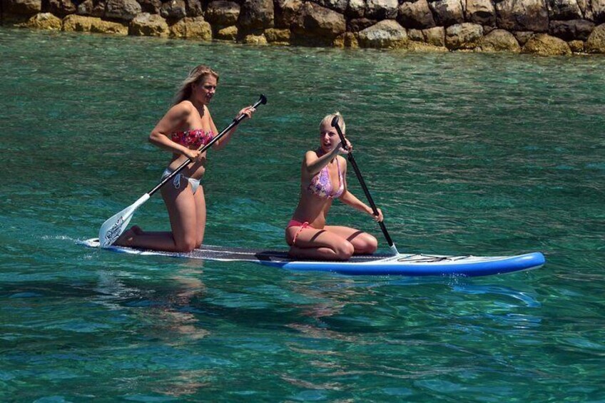 We use large SUP boards suitable for beginners
