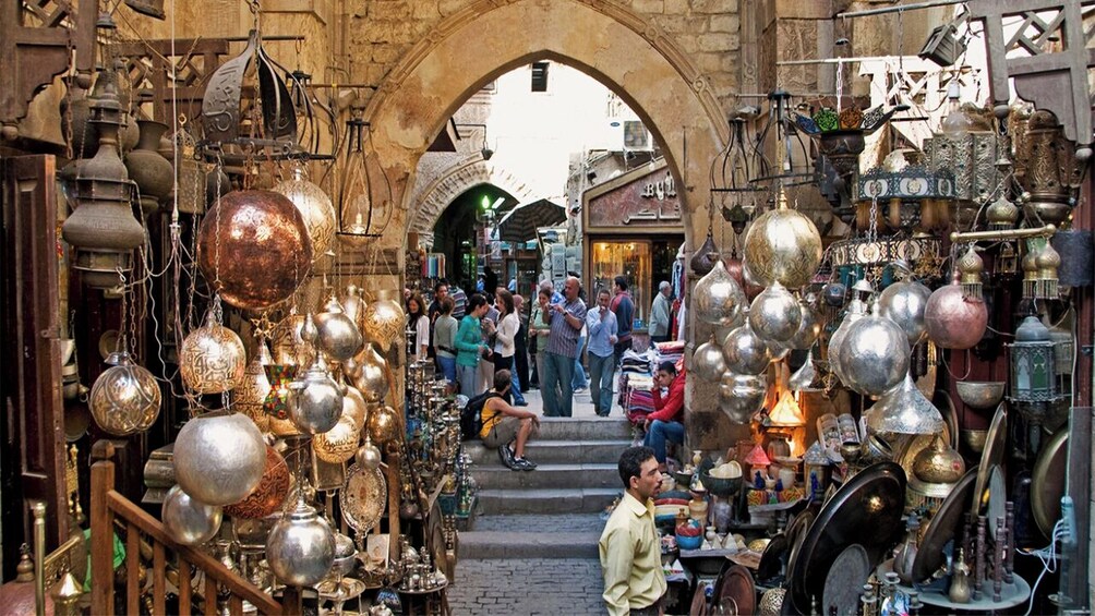 Private Tour To El-Moez Street And Khan Khalili Bazaar