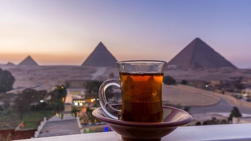 Private Dinner With Pyramids View at Great Pyramid Inn - Transfers Included