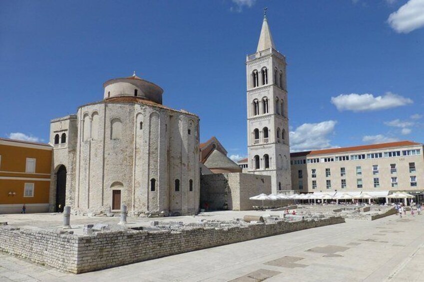 Show item 2 of 2. zadar