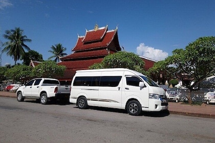 Vientiane City Private Car and Minivan for Rent
