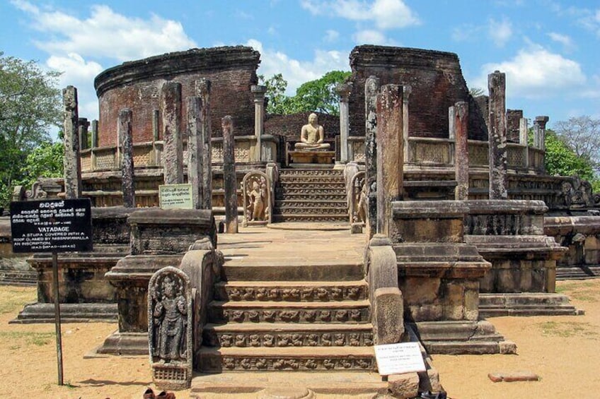 Polonnaruwa Ancient Kingdom and Wild Elephant Safari from Habarana