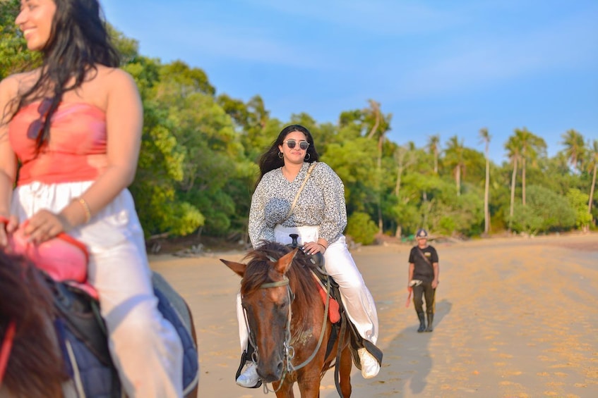 1 Hour Horse Riding Tour On The Beach Krabi