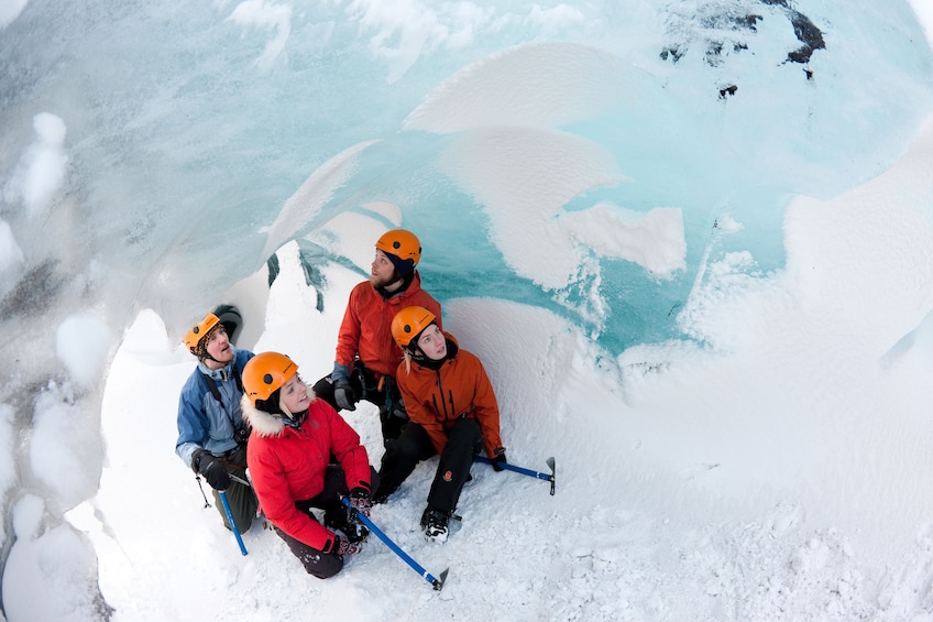 Small Group Easy Glacier Hike on Solheimajokull Glacier 