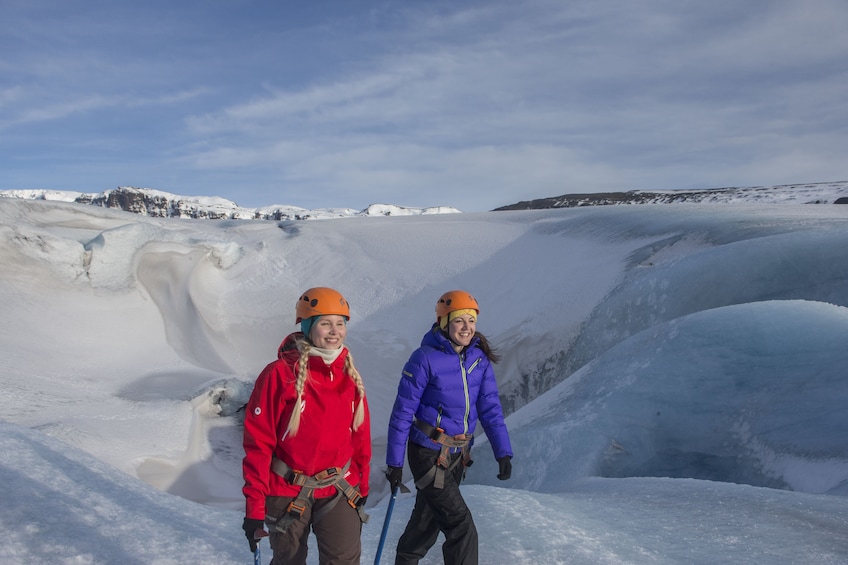 Small Group Easy Glacier Hike on Solheimajokull Glacier 