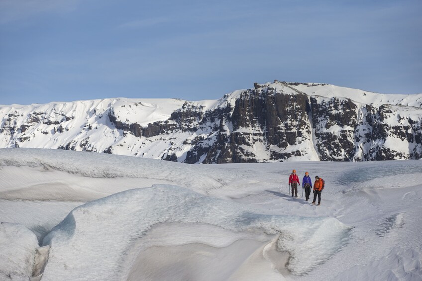 Small Group Easy Glacier Hike on Solheimajokull Glacier 