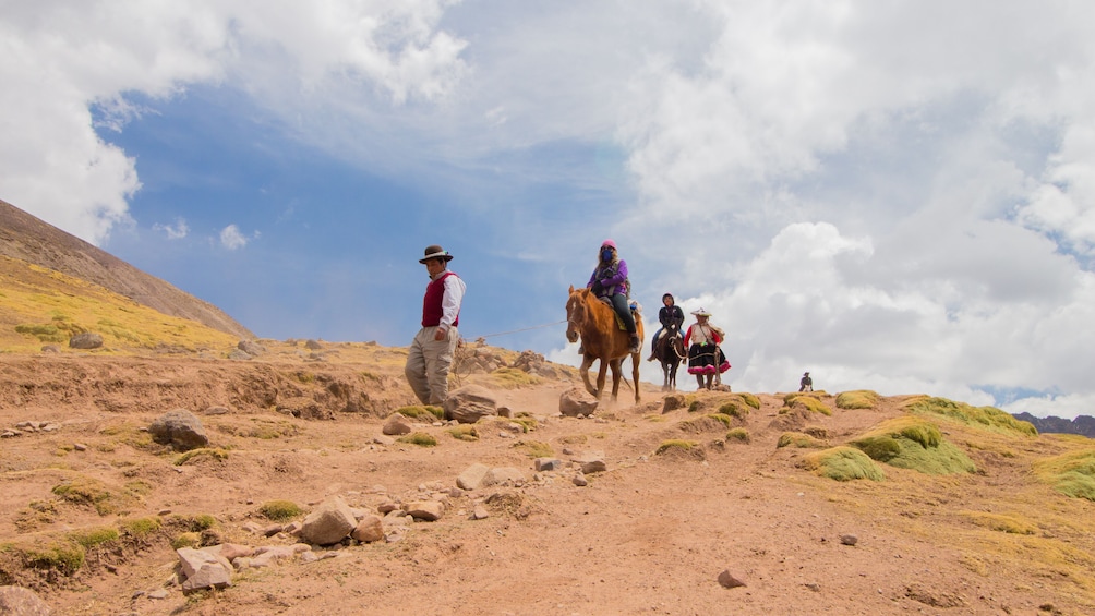 Rainbow Mountain Vinicunca Small Group