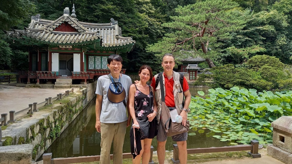 Private & Personalised Seoul Tour: Highlights & Hidden Gems with Local Host