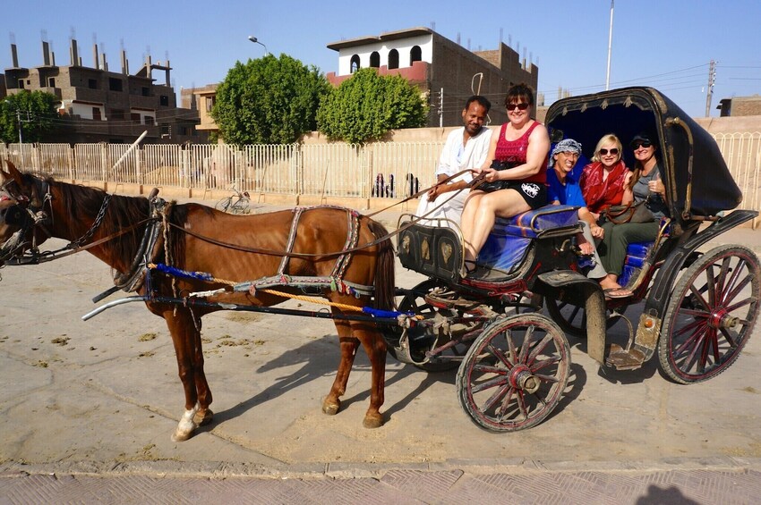  Luxor City Tour By Horse Carriage - Private Tour 