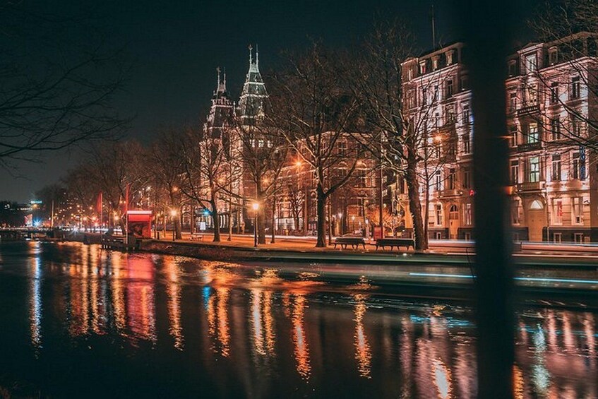Christmas Lights and Festive Delights in Amsterdam
