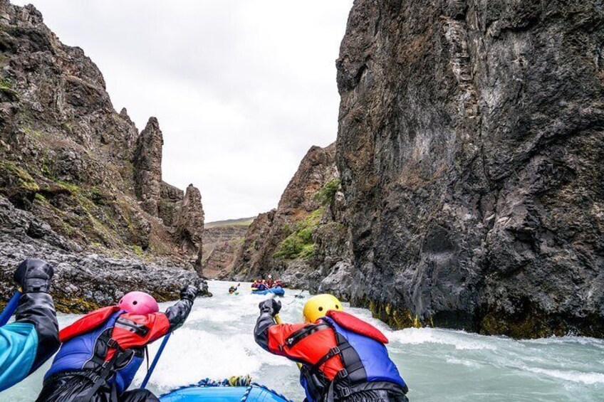 White Water Rafting Day Trip from Hafgrímsstaðir: Grade 4 Rafting on the East Glacial River