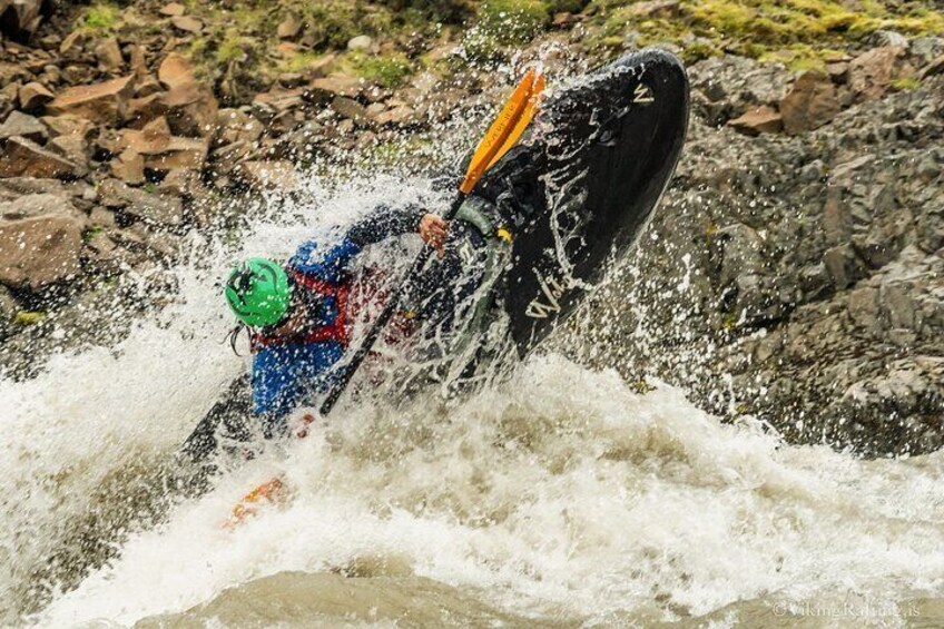 White Water Rafting Day Trip from Hafgrímsstaðir: Grade 4 Rafting on the East Glacial River