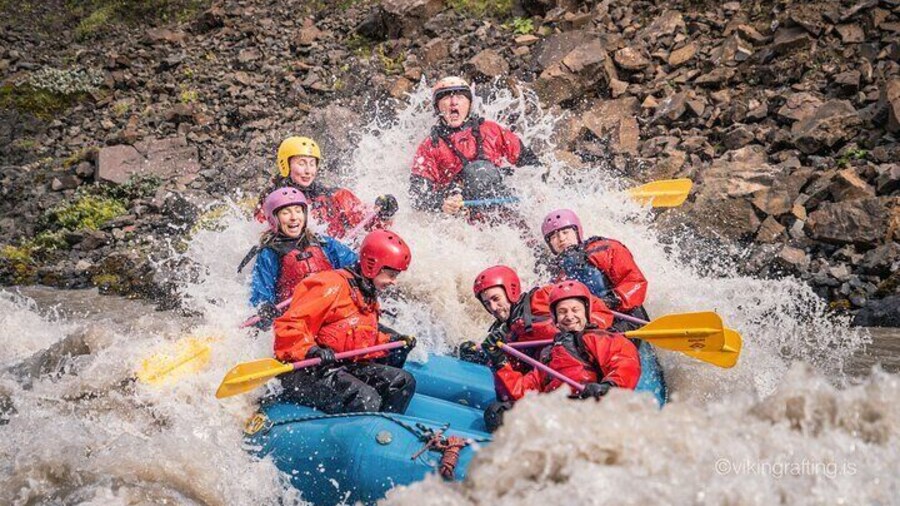 White Water Rafting Day Trip from Hafgrímsstaðir: Grade 4 Rafting on the East Glacial River