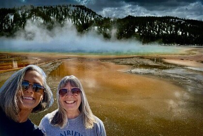 Private All-inclusive Yellowstone Lower Loop”The Volcano” Tours