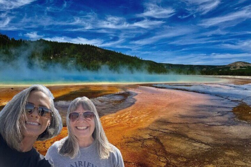 Private All-inclusive Yellowstone Lower Loop”The Volcano” Tours 