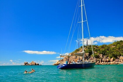 Magnetic Island Sailing Lunch Cruise