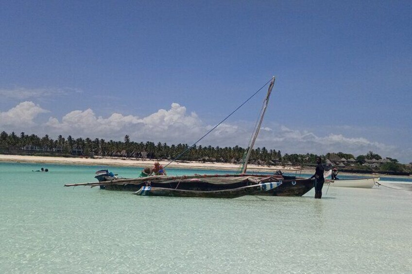 The Rock Restaurant & Blue Lagoon Half Day Tour in Zanzibar