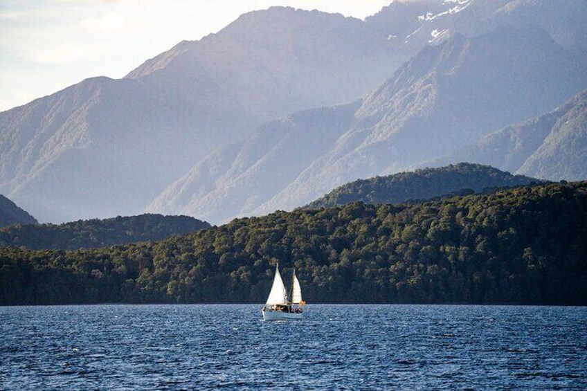 Faith under full sail out on Lake Te Anau