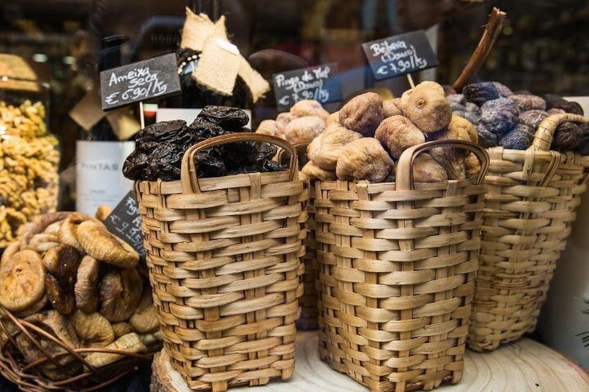 There’s never enough room to bring back all the incredible regional specialties you will discover in Porto, so good photo opportunities are always a plus.