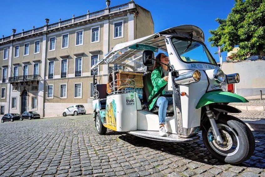 Lisbon: 1-Hour City Tour on a Private Tuk