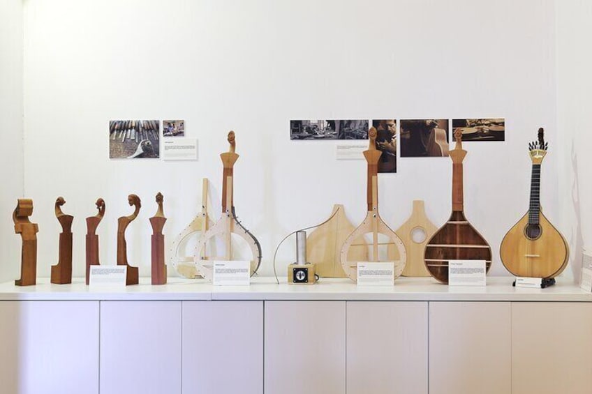 Fado by Casa da Guitarra
