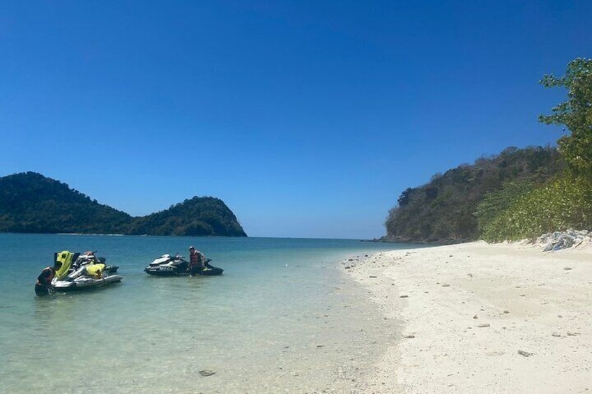 Langkawi Archipelago Jet Ski Tour Including Dayang Bunting Island