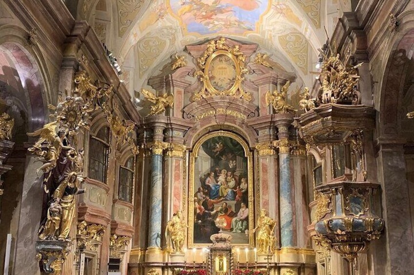 Skip the Line Concert St. Anne's Church in Vienna: Mozart,Beethoven,or Schubert