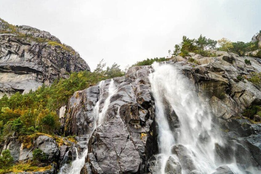 Stavanger: Waterfalls, Caves and Rock Tour By Sea