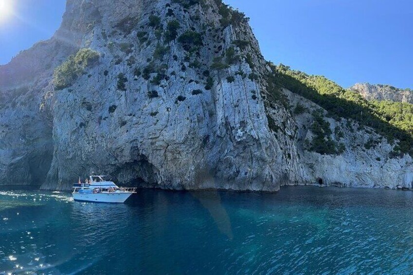 Mallorca Boat Trip inc Drinks, Food, SUP & Snorkel