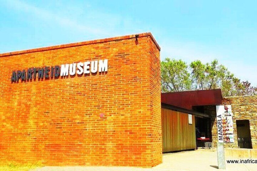Johannesburg & Apartheid museum tour