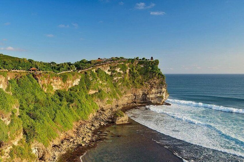 uluwatu cliff