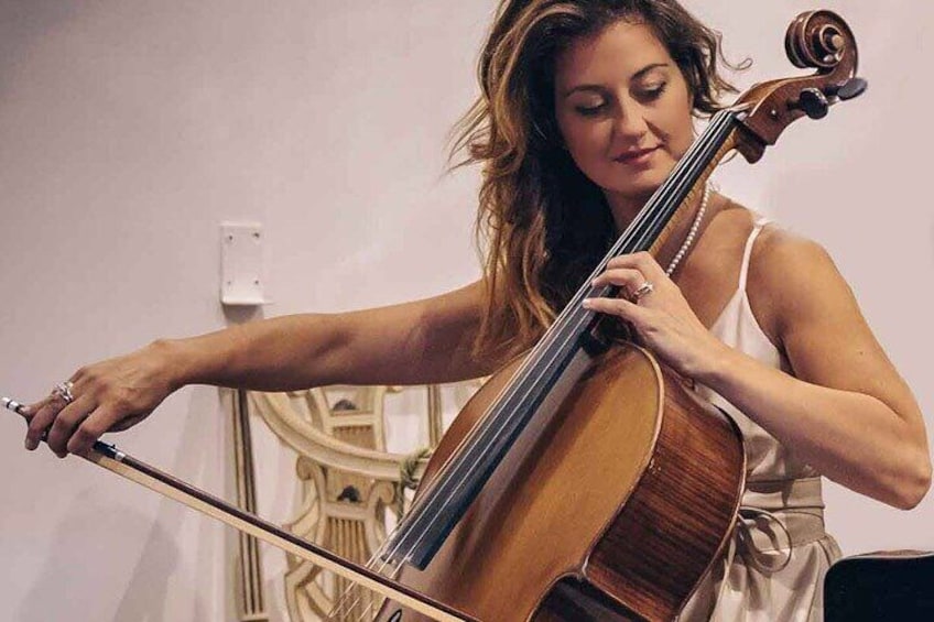 Norma Ciervo - cello 