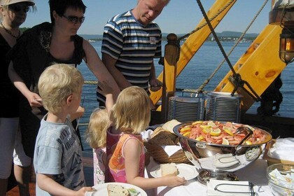 Oslo Fjord Evening Cruise with Shrimp Buffet on a Sailing Ship