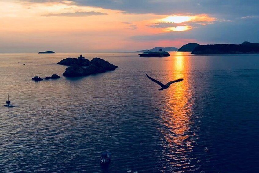 Sunset Criuse