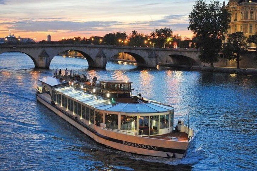 Paris en Scene Boat 3Course Dinner Cruise