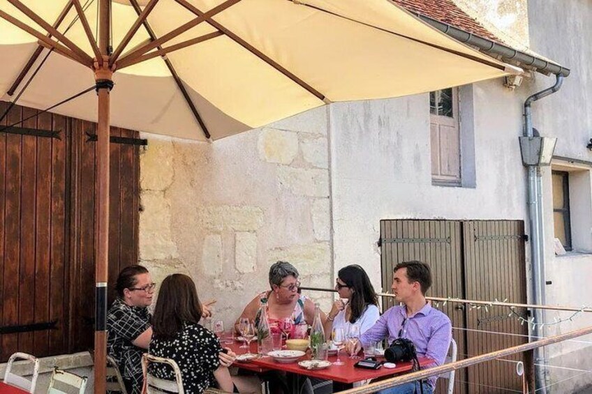 Enjoy a typical lunch at the table of the winemaker