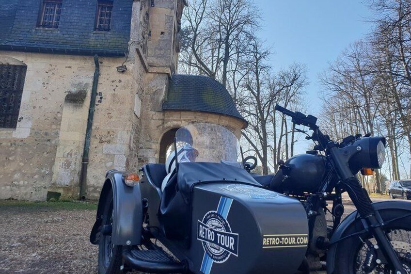 Half Day tour in Vintage Sidecar Motorcycle : Best Visit of Flower Coast (3h)