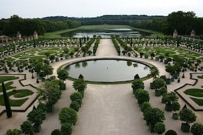 Private Round Trip to Palace of Versailles from Paris Center