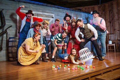 Funny Farm Dinner Feud
