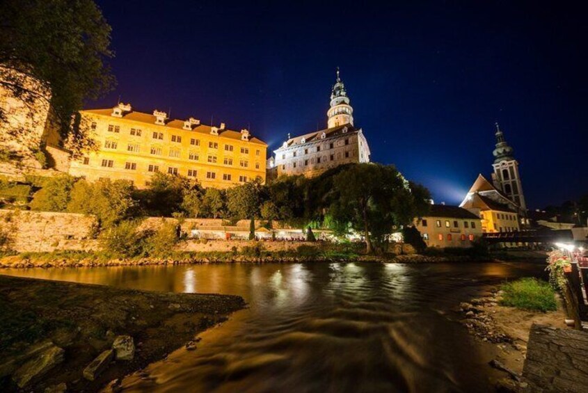 Private one way transfer from Linz to Cesky Krumlov