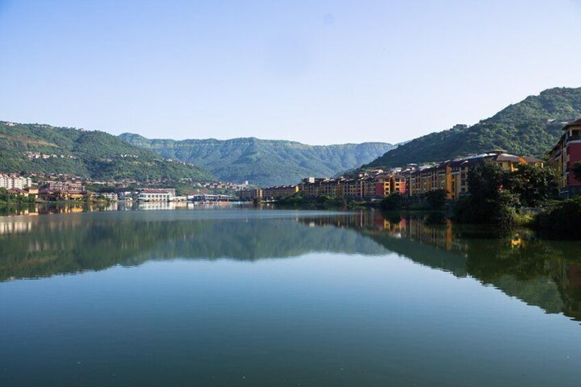 Singhagad-Panshet-Lavasa Trip (Guided Full Day Sightseeing Tour)