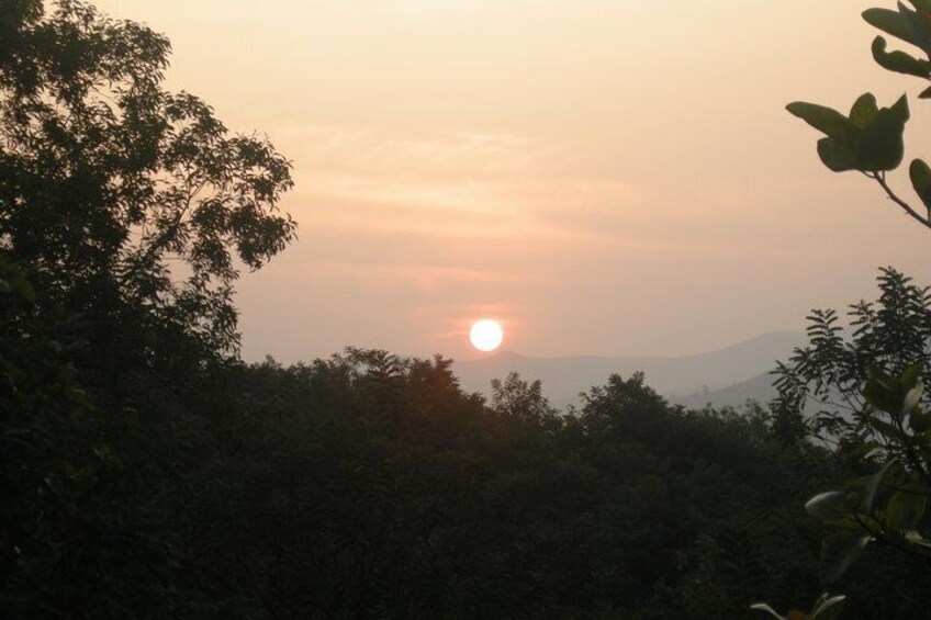 Sinhagad Fort Trip (Guided Half Day Sightseeing Tour)