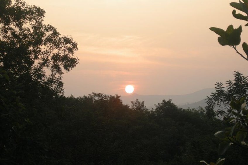 Sinhagad Fort Trip (Guided Half Day Sightseeing Tour)