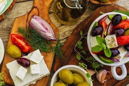 Enjoy A Traditional Greek Cooking Class In Athens