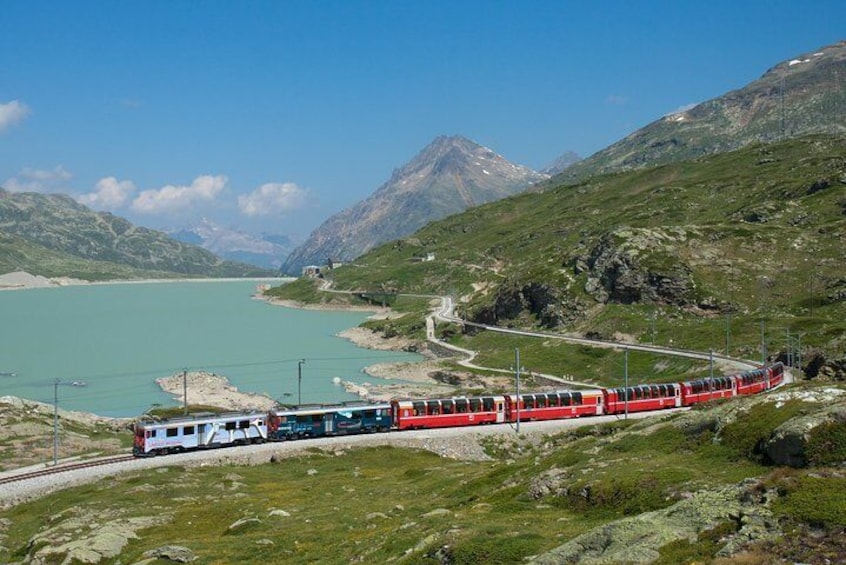 Bernina Express Red Train Tour - The world's most spectacular railway routes