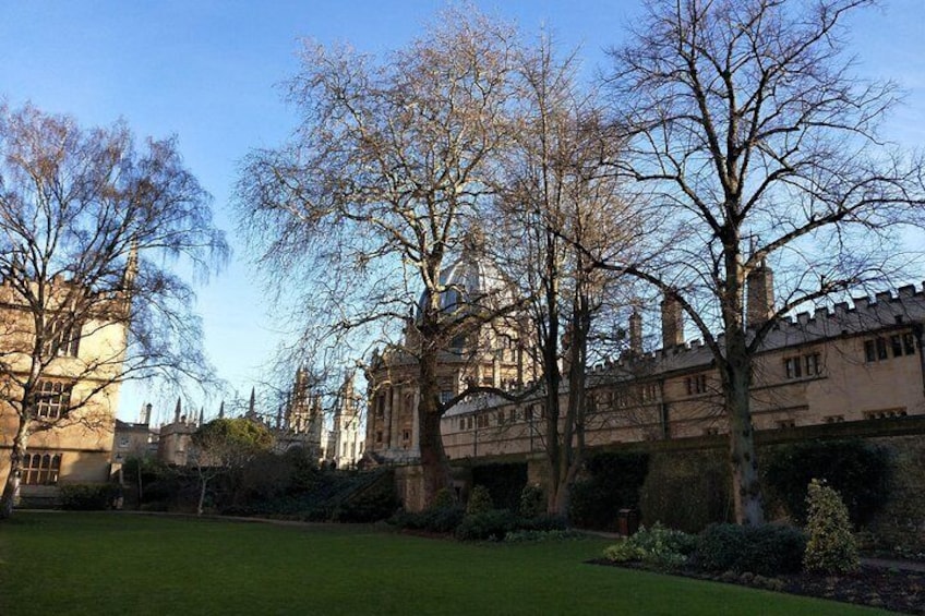 Exeter college garden winter day