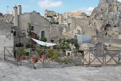 Puglia Full-Day Tour: Bari, Trulli of Alberobello, Castel del Monte and Sas...