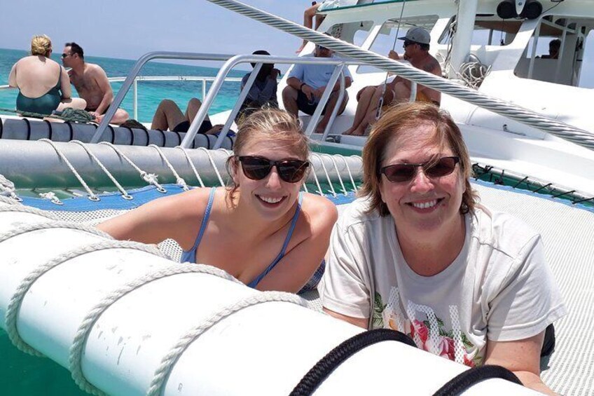 4 Hour Group Catamaran Sail and Snorkel Tour from Grace Bay, Providenciales